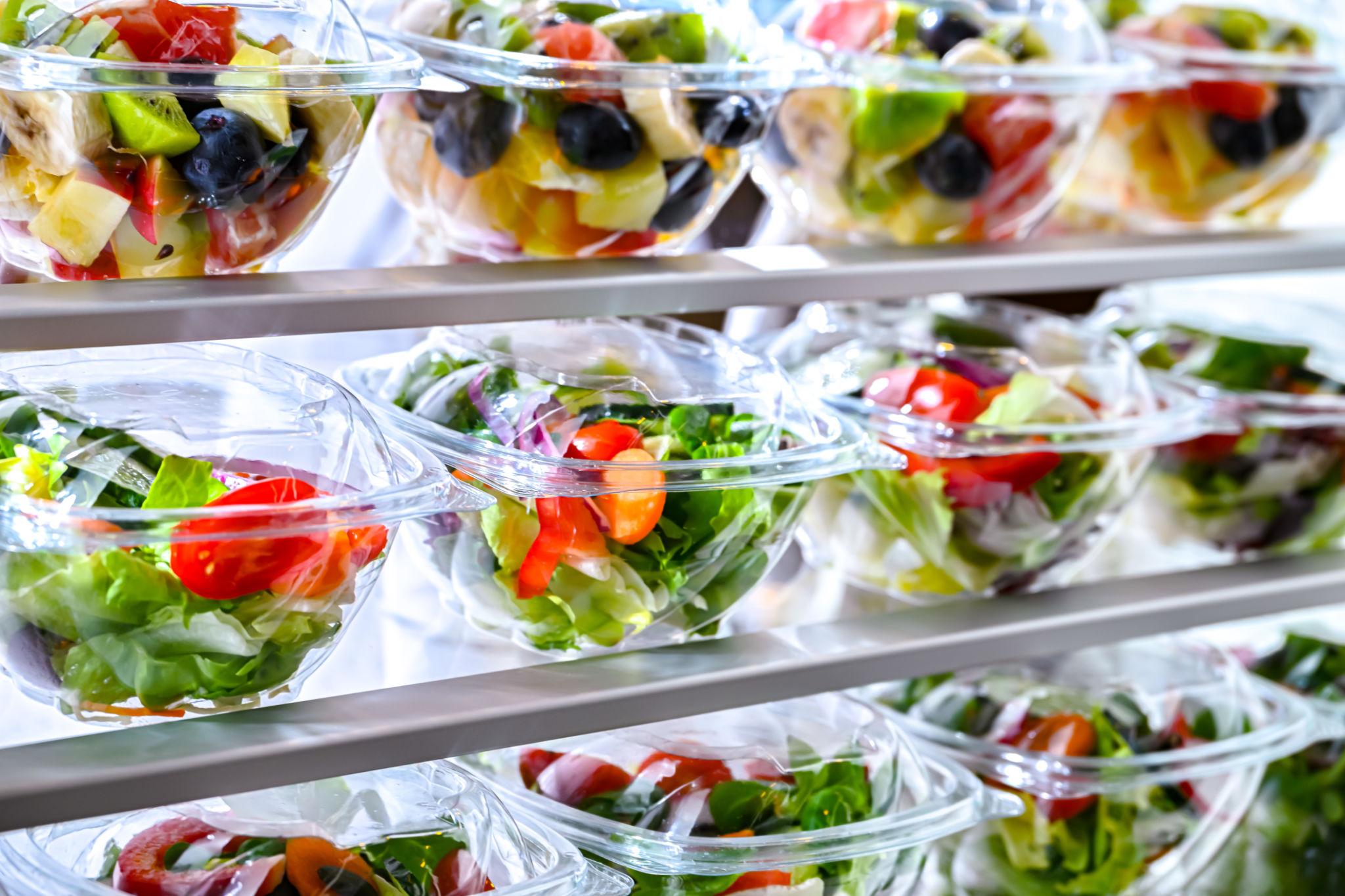refrigerator for fresh food storage