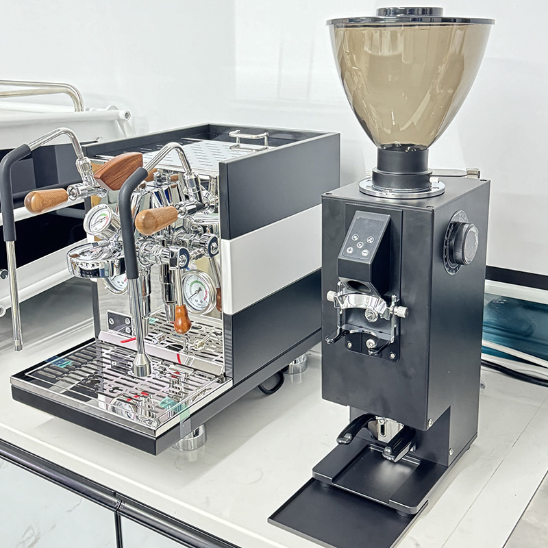 Zilong coffee grinder with automatic tamper