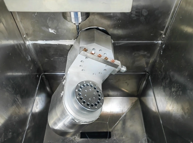 5-axis CNC machining rotary axis
